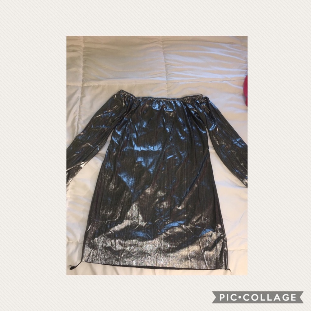 Dress - Picture 1 of 1
